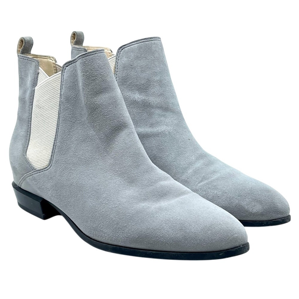 NINE WEST LIGHT GREY SUEDE ALMOND TOE‎ BOOTIE